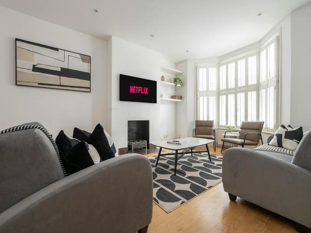 Shorrolds Road, London, SW6 7TQ, United Kingdom | 4 bed apartment for rent #160127783 | Rentberry