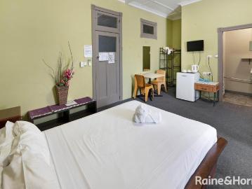 Short term Accommodation Available