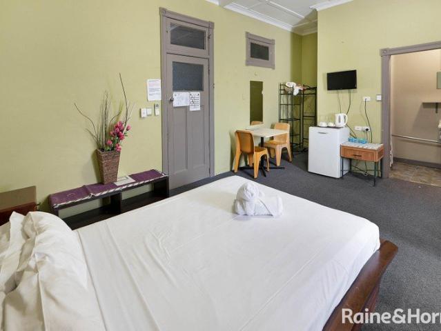 Short term Accommodation Available