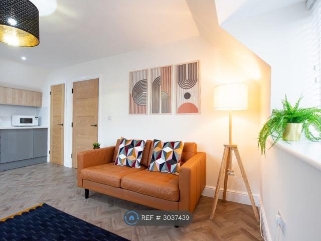 Short Term Accommodation, Harwich CO12, 1 bed flat to rent, £3,033 pcm | PrimeLocation