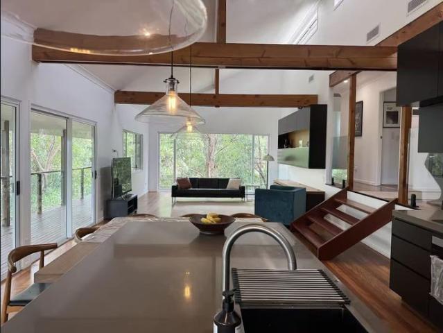 4 Bedroom Home – Water Views, Pool, Sauna & Home Gym