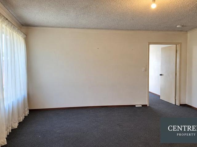 Short Term Lease Only! 1Bed and 1 Bath Apartment