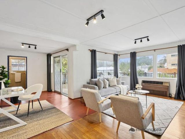 Short term lease 2 x 1 house Available now until 15th November 2026