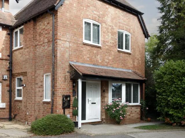 Short Term Let, 4 Week Minimum, Holioake Drive, Warwick CV34, 2 bed semi detached house to rent, £1,500 pcm | PrimeLocation