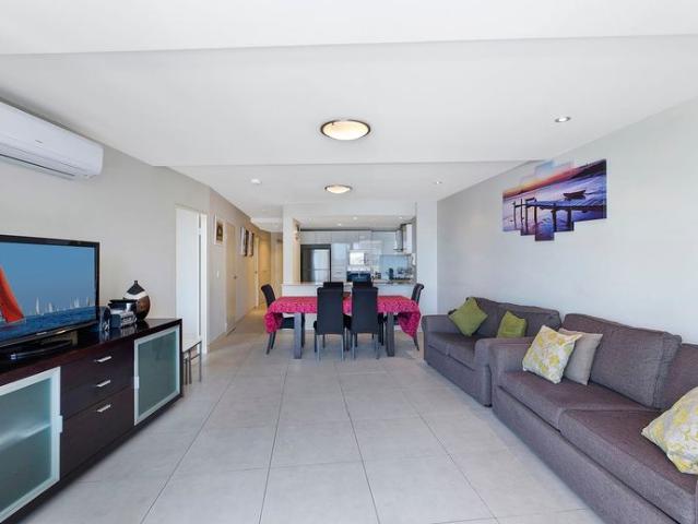 Short Term Rental 2 bedroom apartment with Swimming Pool