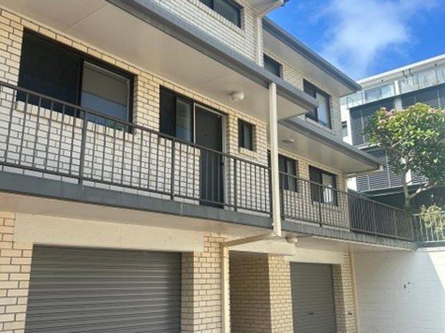 Short term rental Fully Furnished Coastal Living in the Heart of Kingscliff