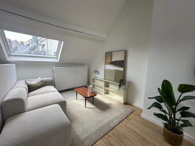 SHORT TERM RENTAL OK Apartment of + 40m² fully renovated