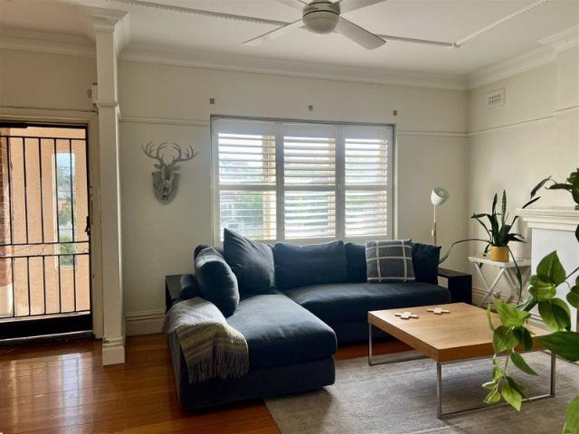 Short term stays 3 bedrooms, close to Monash Uni & Cabrini Hospital