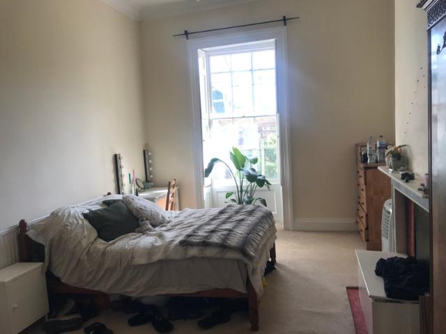 Short term studio apartment 30 July 30 Aug