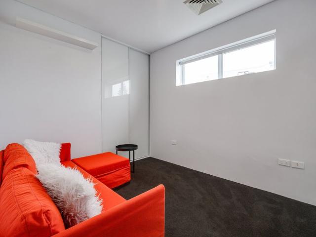 SHORT TERM TENANCY 6 MONTH ONLY LEASE FURNISHED
