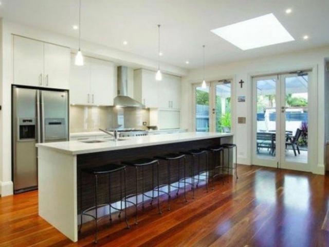 Short term unfurnished rental with pool