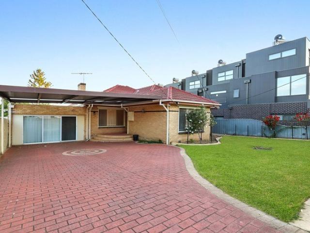 'SHORT TO MEDIUM LEASE AVAILABLE 2 Homes in 1' For Lease