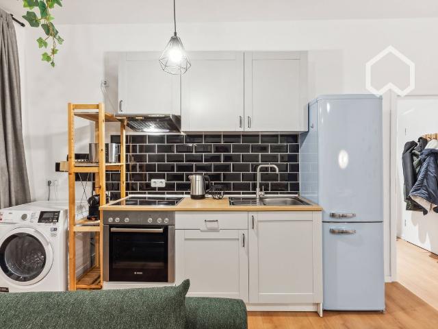 SHORT VACATION IN TUSCANY IT ☆ WASHING MACHINE ☆ DRYER ☆ HIGH SPEED WIFI ☆ FULLY EQUIPPED KITCHEN ☆ DISHWASHER ☆ NETFLIX ☆ SMART TV ☆, Leipzig Amsterdam Apartments for Rent