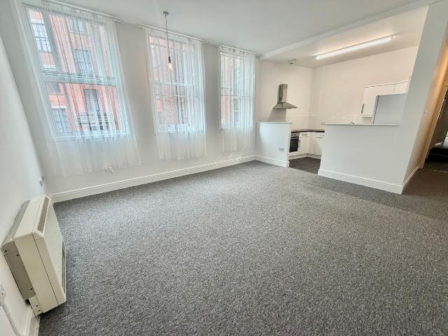 Short Hill, Nottingham NG1, 2 bed flat to rent, £943 pcm | PrimeLocation