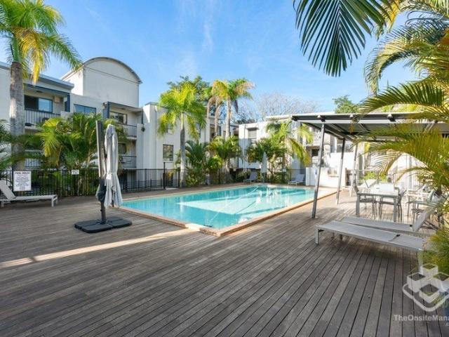 Short lease term opportunity. Ground Floor 2 Bed Apartment with Huge balcony