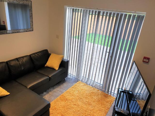 Shortheath Road, Erdington, B23 6JY 1 bed in a house share to rent £615 pcm £142 pw