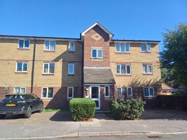 Shortlands Close, Belvedere DA17, 1 bed flat to rent, £1,350 pcm | PrimeLocation