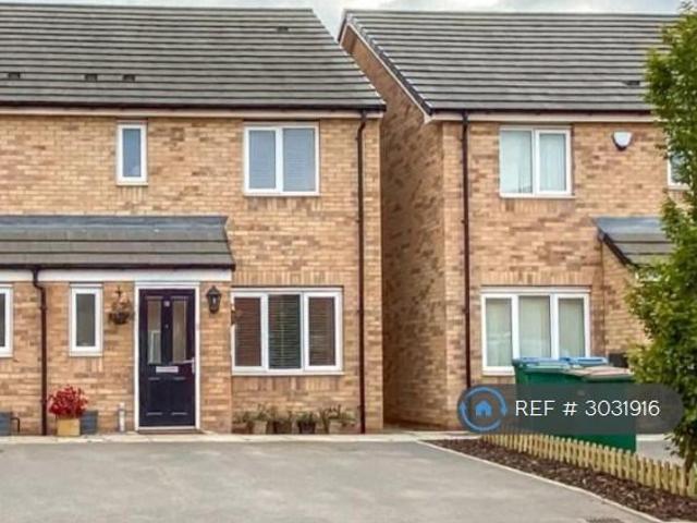 Shortridge Drive, Coventry, CV6 3 bed semi detached house to rent £1,475 pcm £340 pw
