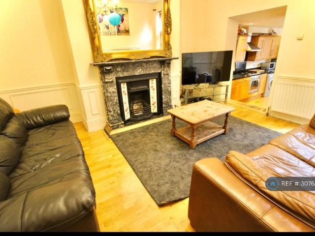 Shortridge Terrace, Newcastle Upon. 6 bed terraced house to rent £4,498 pcm £1,038 pw