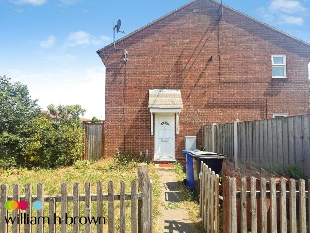 Shaw Crescent, Tilbury, Essex RM18, 1 bed terraced house to rent, £1,250 pcm | PrimeLocation