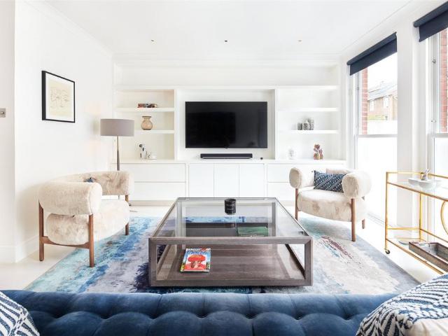 Shawfield Street, London, SW3 4 bed terraced house to rent £32,500 pcm £7,500 pw