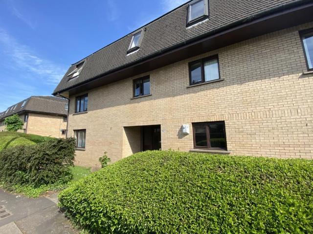 Shawhill Road, Shawmoss, Glasgow, G41 3RW, United Kingdom | Studio apartment for rent #138933490 | Rentberry