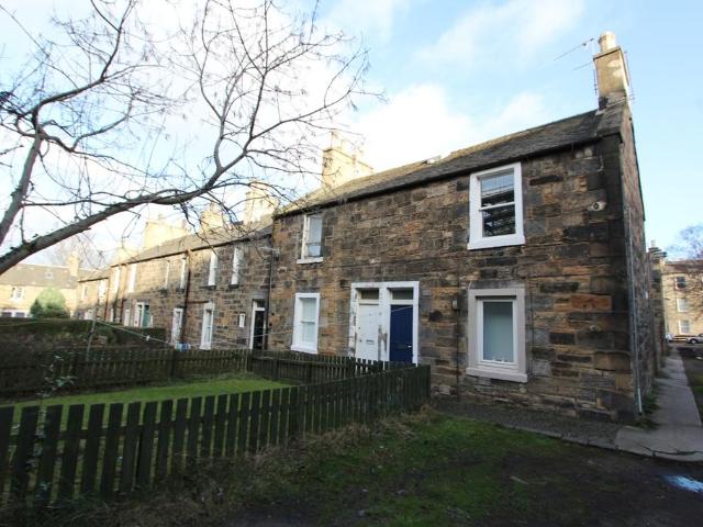 Shaw's Street, Edinburgh EH7 1 bed flat to rent £1,050 pcm £242 pw