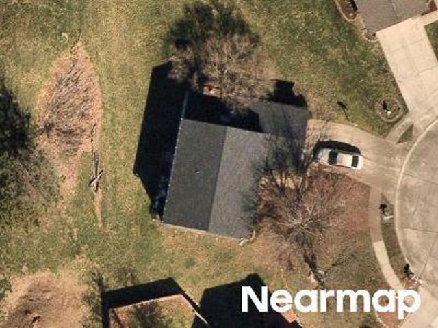 Shadow Pointe Ln