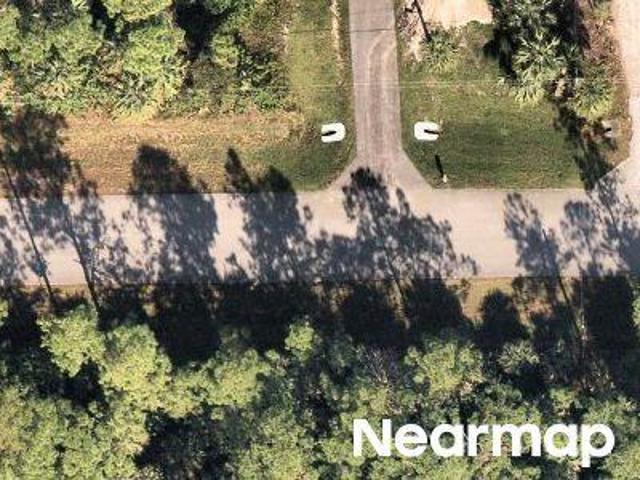 Shady Hollow Blvd E