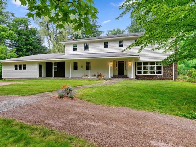 Shady Ln, Williston, Home For Sale