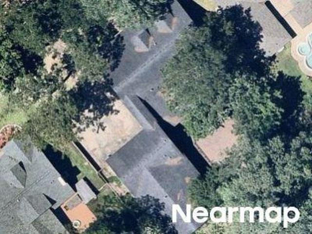 Shady Oak Ln