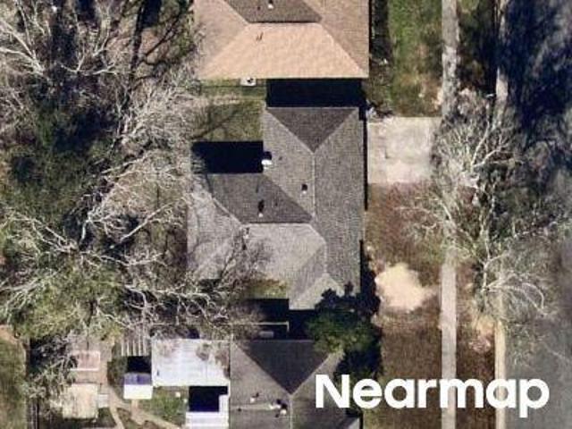 Shady Oaks Dr