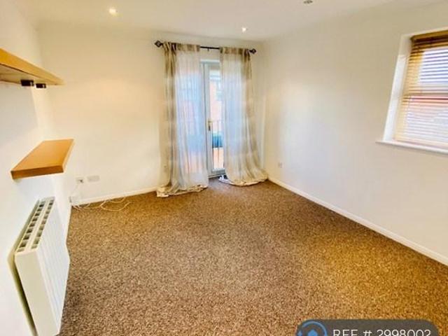 Shafter Road, Dagenham, RM10 1 bed flat to rent £1,450 pcm £335 pw