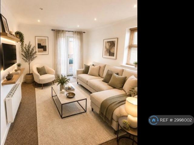 Shafter Road, Dagenham, RM10 1 bed flat to rent £1,349 pcm £311 pw