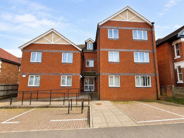 Shaftesbury Avenue, Portswood Studio to rent £825 pcm £190 pw