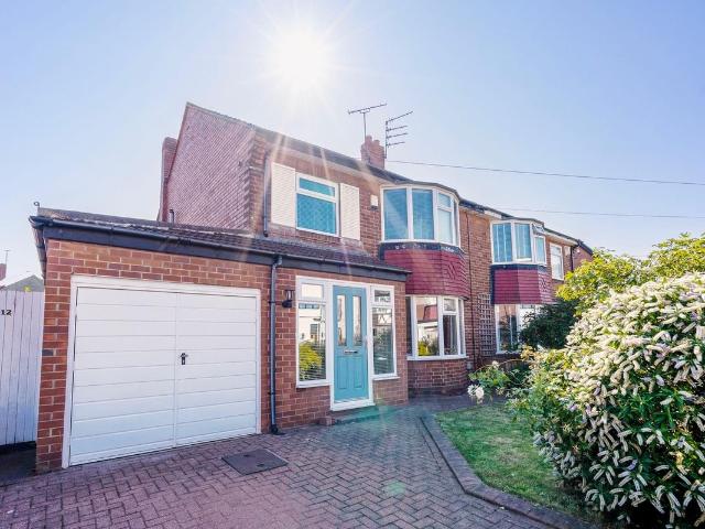 Shaftesbury Avenue, Whitley Bay NE26, 3 bed semi detached house to rent, £1,500 pcm | PrimeLocation
