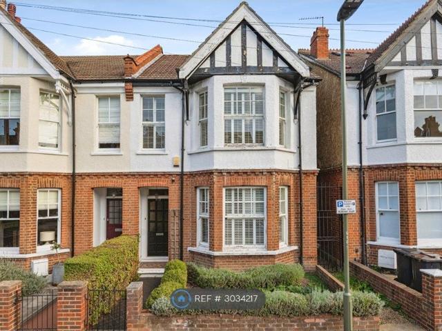 Shaftesbury Road, Beckenham BR3, 3 bed end terrace house to rent, £2,850 pcm | PrimeLocation