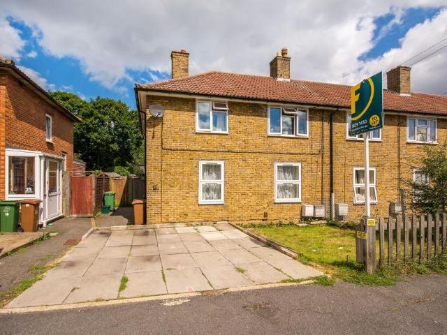 Shaftesbury Road, Sutton, Carshalton. 1 bed flat to rent £1,550 pcm £358 pw