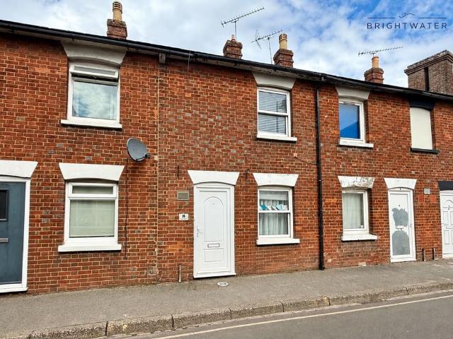 Shaftesbury Street, Fordingbridge, SP6 2 bed terraced house to rent £1,100 pcm £254 pw