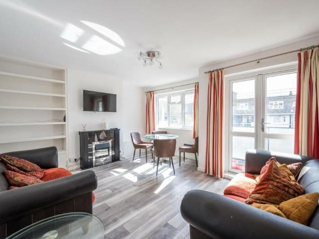 Shaftesbury Street, London N1, 3 bed maisonette to rent, £3,250 pcm | PrimeLocation