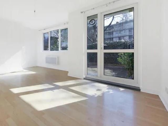 Shaftsbury Court, Shaftesbury Street, London, N1 7HL, United Kingdom | 3 bed duplex for rent #118922111 | Rentberry