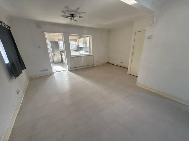 Shakespeare Avenue, Hayes UB4, 3 bed semi detached house to rent, £2,300 pcm | PrimeLocation