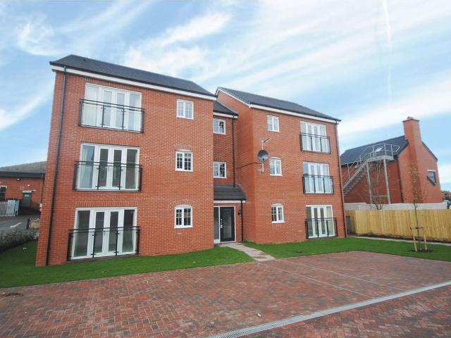 Shakespeare Drive, Penkridge, Stafford ST19, 2 bed flat to rent, £795 pcm | PrimeLocation