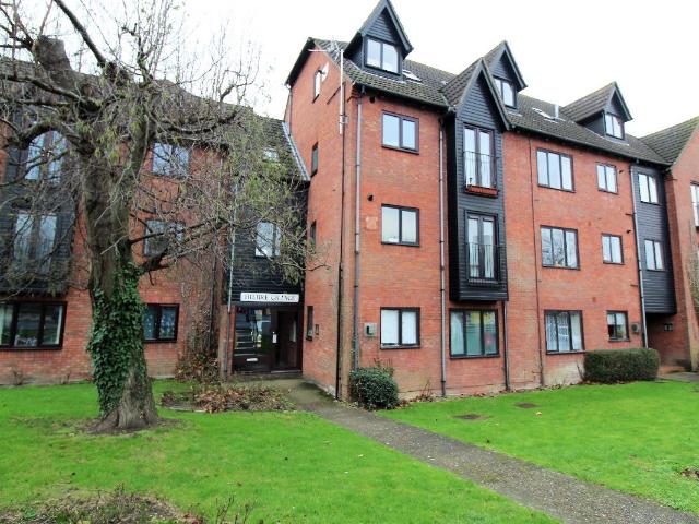 Shakespeare Road, Bedford MK40, 1 bed flat to rent, £900 pcm | PrimeLocation