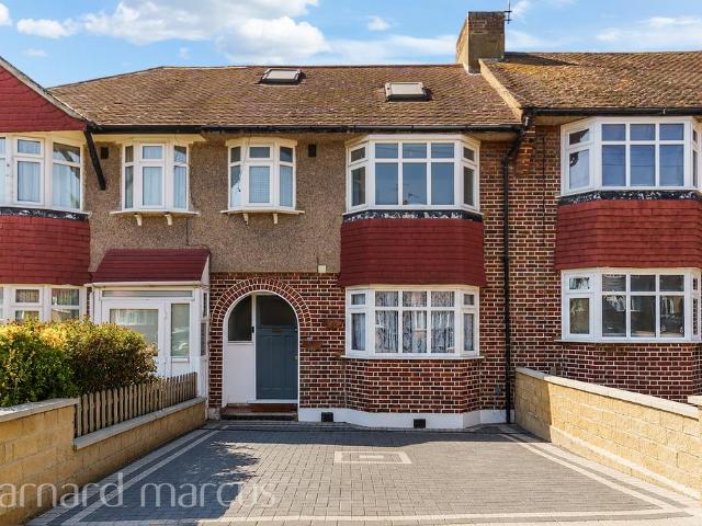Shaldon Drive, MORDEN 4 bed terraced house to rent £2,800 pcm £646 pw