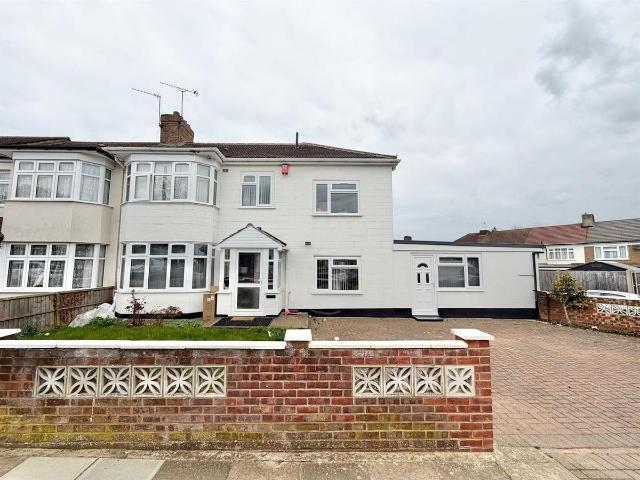 Shaldon Road, Edgware HA8, 6 bed property to rent, £3,600 pcm | PrimeLocation