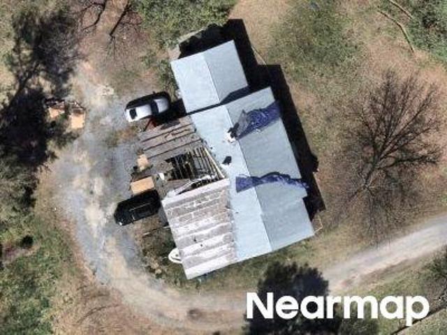 Shallow Pond Rd