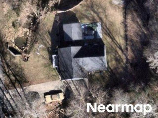 Shamrock St NE