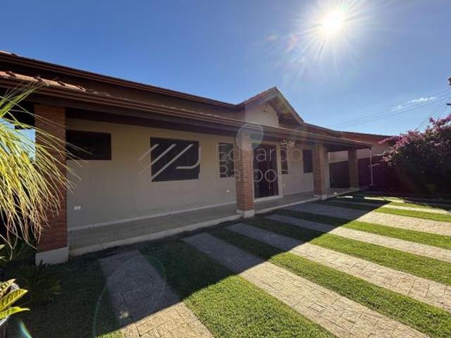 Shangri lá CHÁCARA DENTRO DE CONDOMINIO A VENDA EM ATIBAIA COM TERRENO PISCINA BOA E ACEITA FINANC