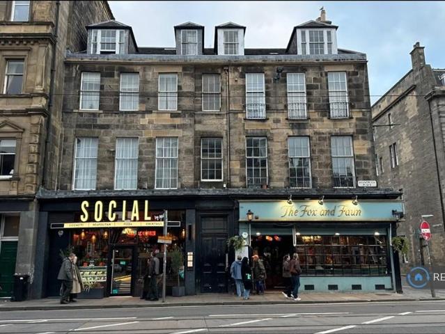 Shandwick Place, Edinburgh, EH2 3 bed flat to rent £1,600 pcm £369 pw